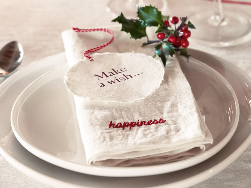 Des serviettes de table élégantes pour vos fêtes de Noël