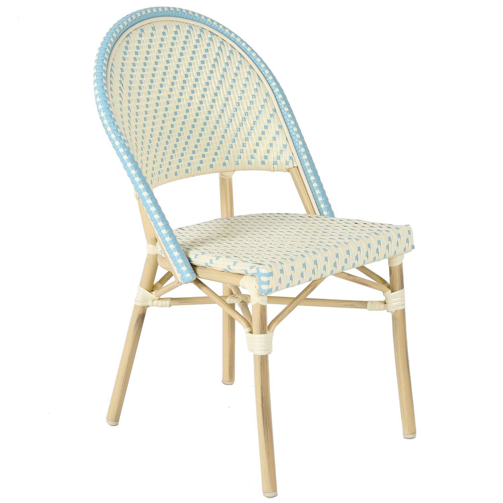 chaise de jardin tressée couleur pastel