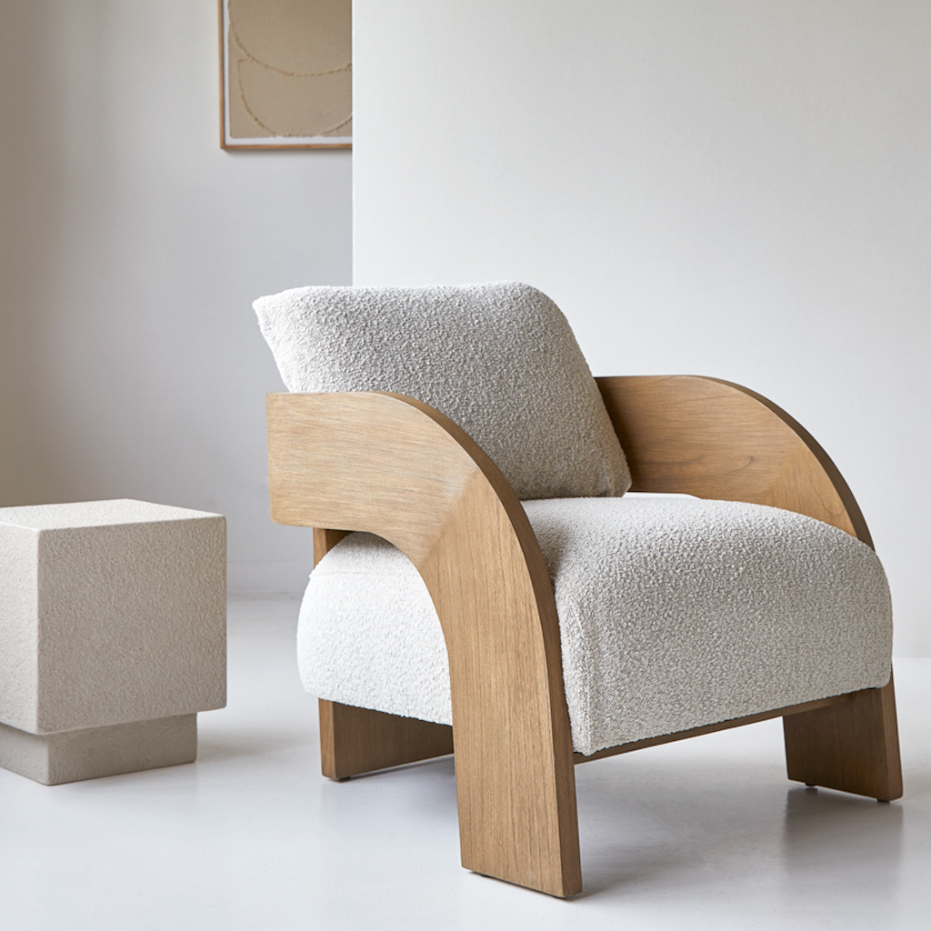 fauteuil design bois et blanc bouclettes