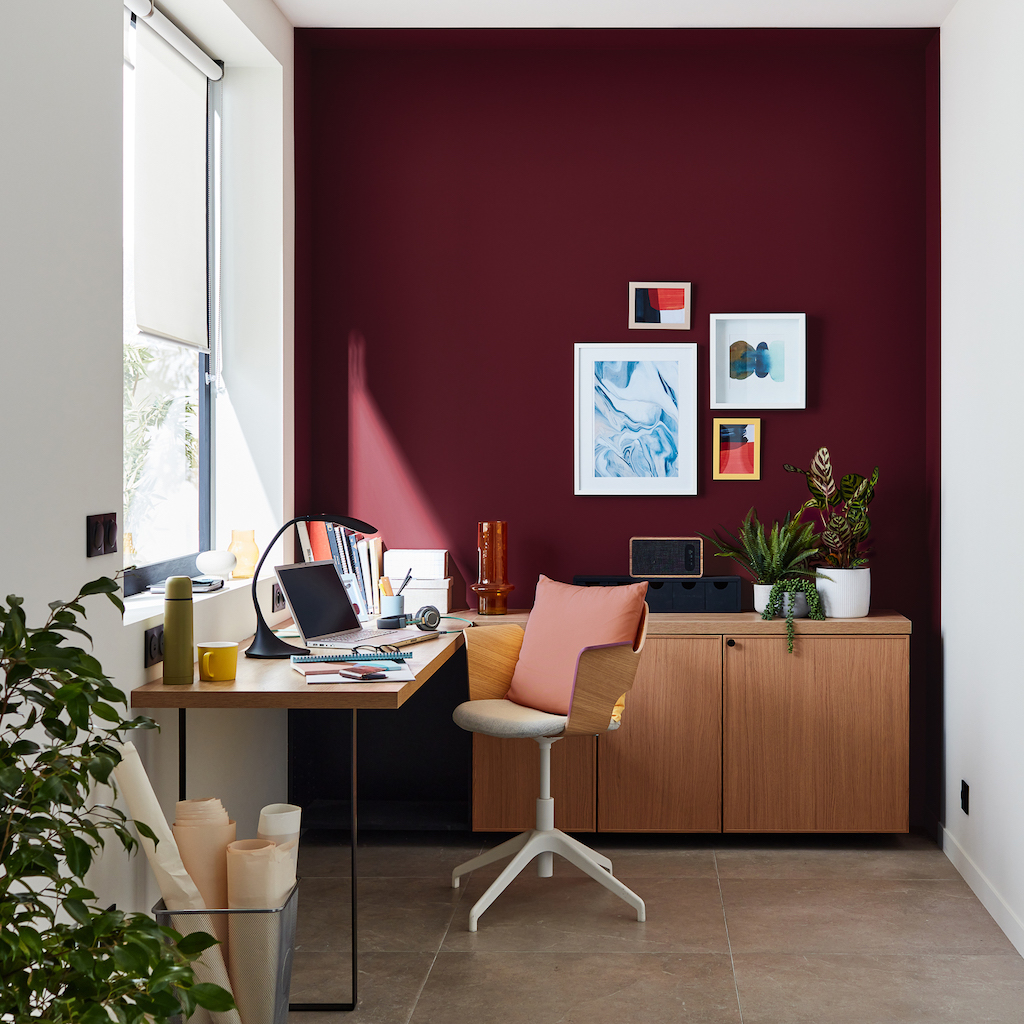 mur rouge cerise